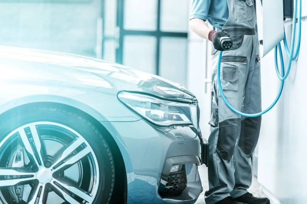 Hibridinių baterijų diagnostika ir remontas Vilniuje 1 hibridinių baterijų diagnostika